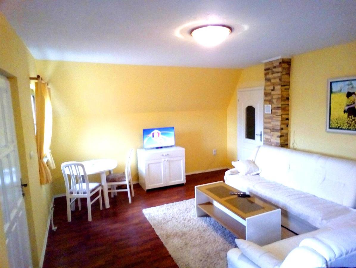 Apartman Brezuljak Banja Luka Cokorska Polja Macanovici Exteriör bild